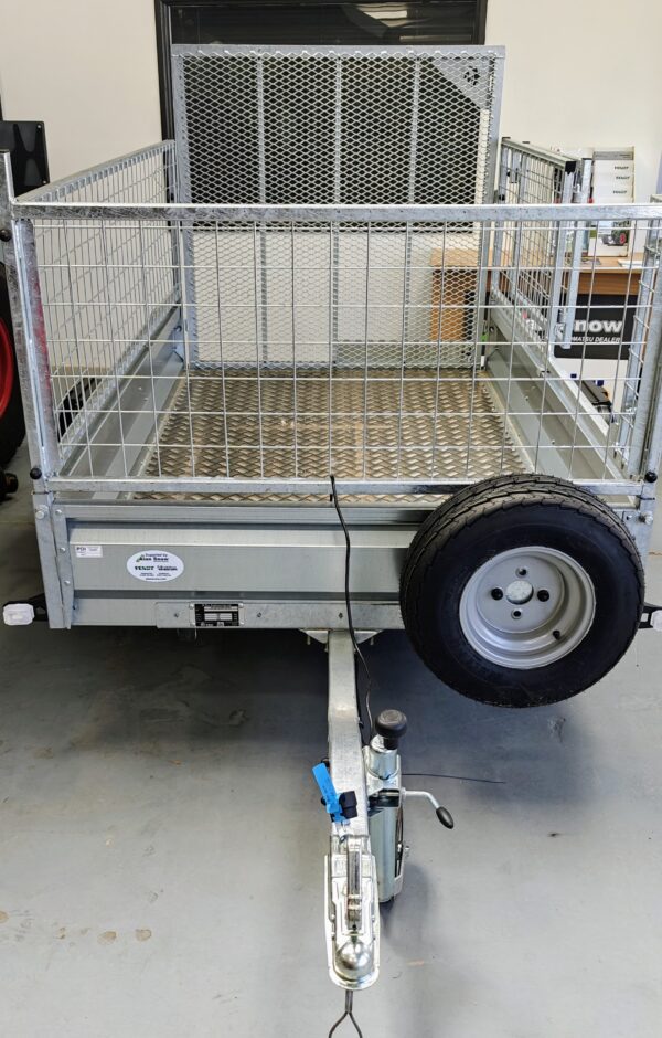 M-TEC QUAD MASTER TRAILER – 7’6″ x 4’4″ ft – in stock